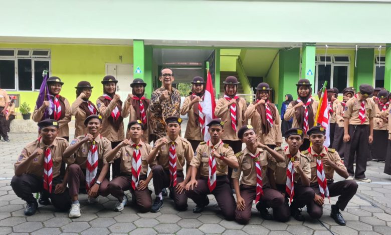 Photo of Kepala MAN 4 Sleman Lepas Kontingen Sunan Kalijaga Scout 2025
