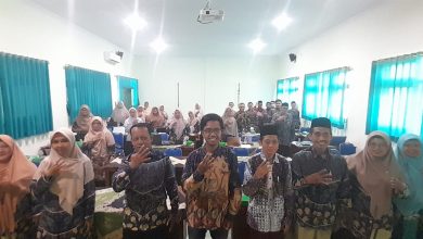 Photo of Belajar Membuat Modul Ajar Deep Learning Menggunakan AI Chatbot