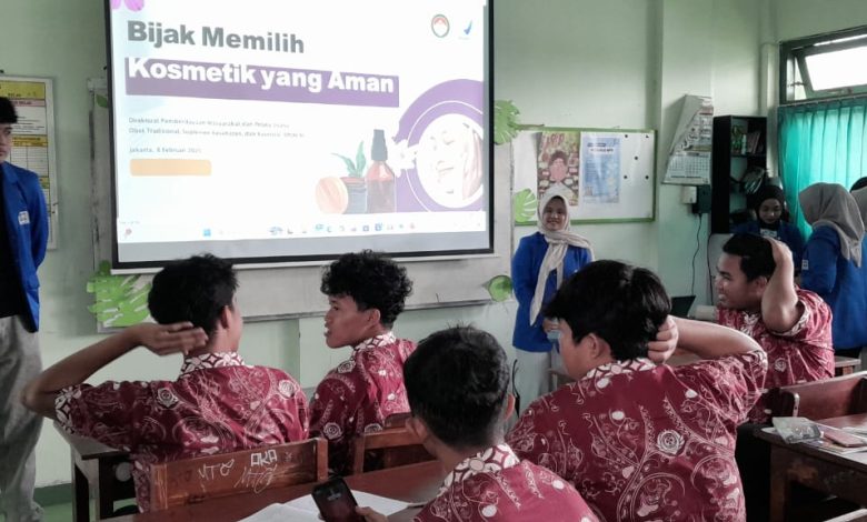 Photo of Remaja Harus Bijak dan Pintar Pilih Kosmetik Sehat dan Aman