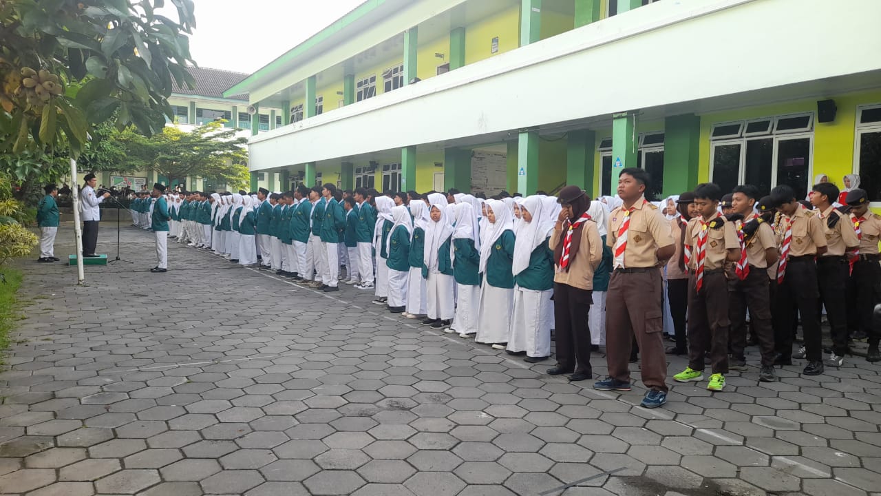 Photo of Pesan Kepala MAN 4 Sleman Saat Apel Senin Pagi