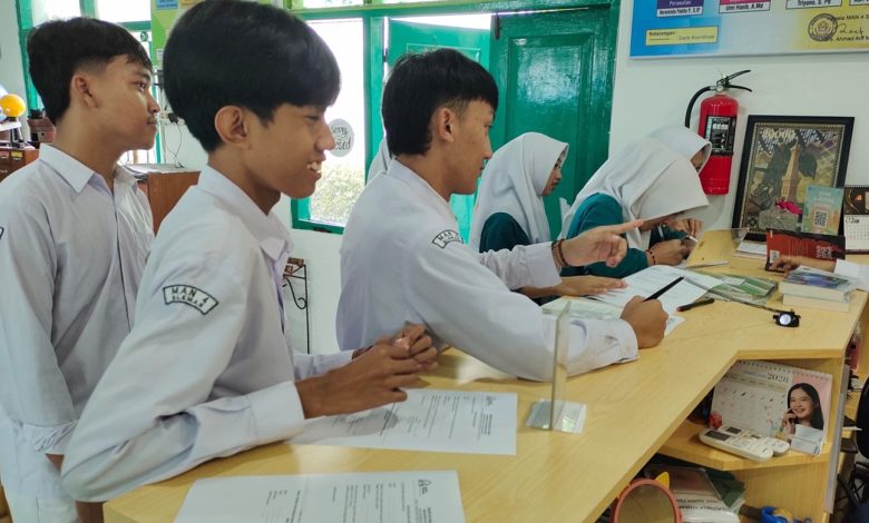 Photo of Perpustakaan Baitul Hikmah MAN 4 Sleman Bertransformasi: Koleksi Kian Kaya, Layanan Digital Kian Optimal