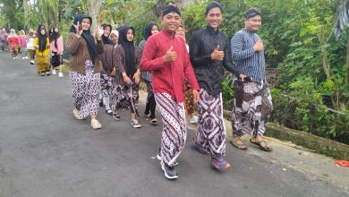 Photo of Jalan Sehat Semarakkan Peringatan Hari Kartini di MAN 4 Sleman