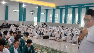 Photo of Generasi Hebat Berakhlak Rasul: MAN 4 Sleman Gelar Peringatan Maulid Nabi yang Menggetarkan Hati