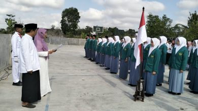 Photo of Estafet Kepemimpinan Siswa, MAN 4 Sleman Lantik Pengurus MPK dan OSIS 2026/2027